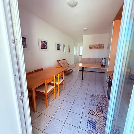 Apartament With Terrace In